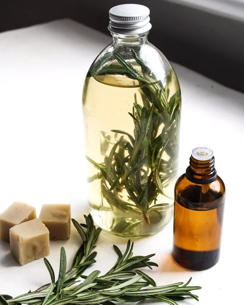 aromaterapia y aceite de romero